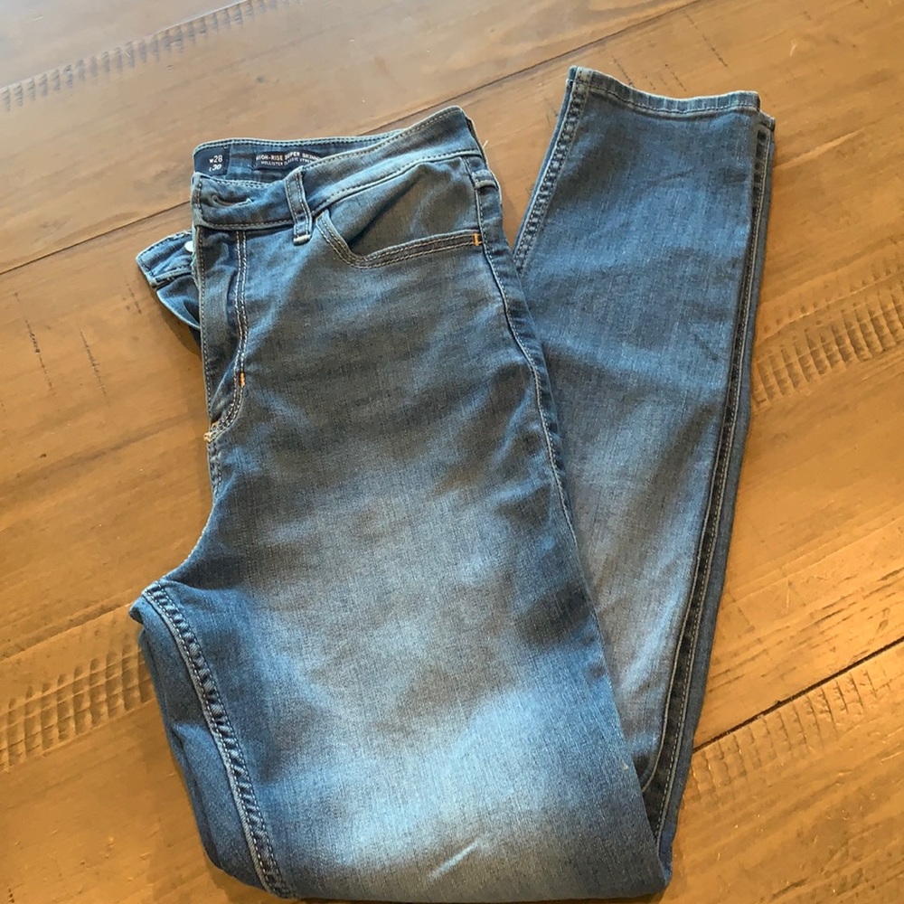 Hollister skinny jeans